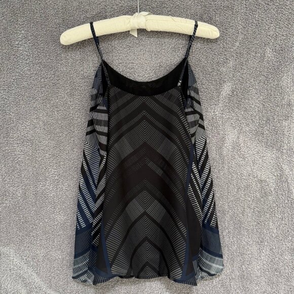 Vince Graphic Print Silk Cami - Picture 5 of 9